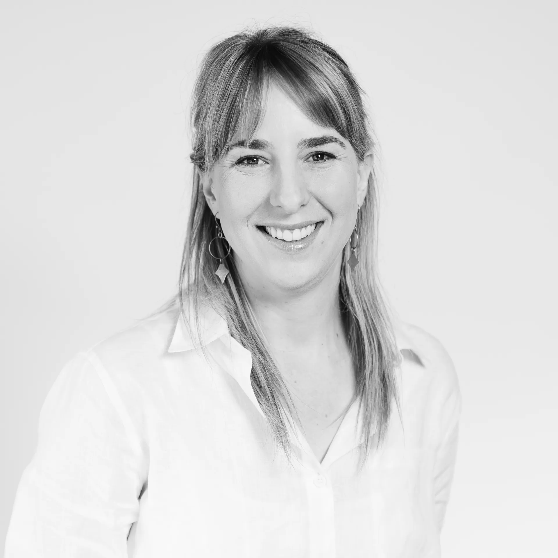 Alice M., Graphic Designer freelancer
